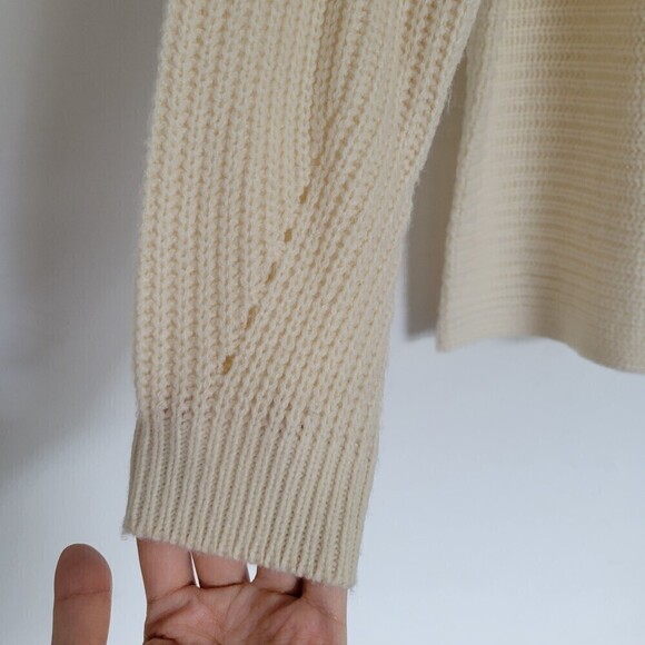 Stitch Fix VERO MODA Ivory Chunky Cable Knit Cowl Turtleneck Long Sleeve Sweater - Picture 6 of 12